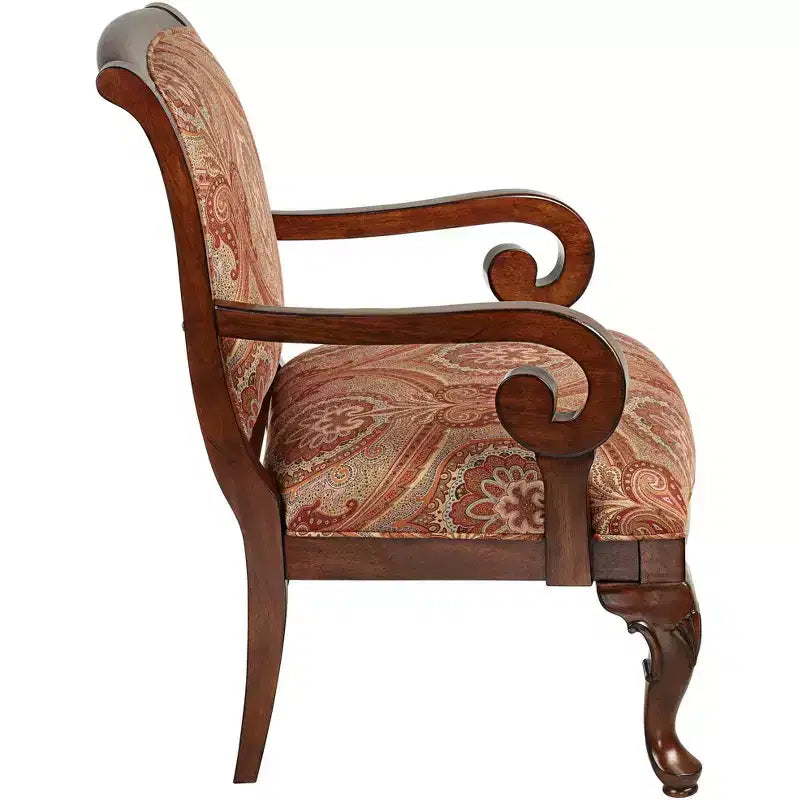 Chaise longue en bois rouge avec coussin