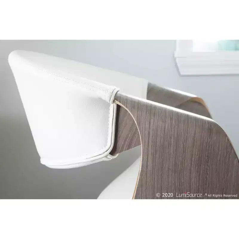 Chaises de salle à manger modernes de style médiéval