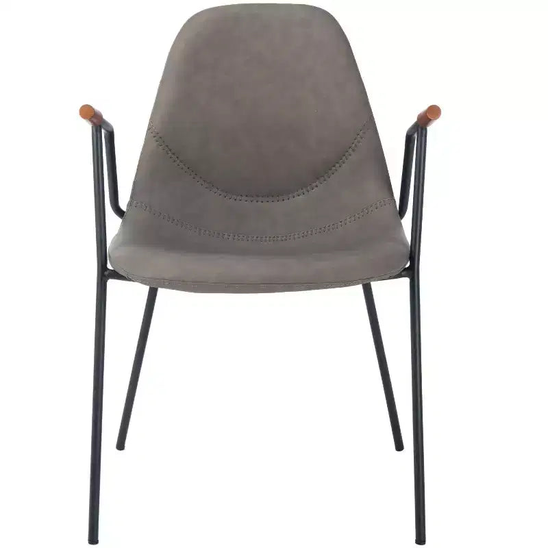 chaises de salle à manger de style médiéval