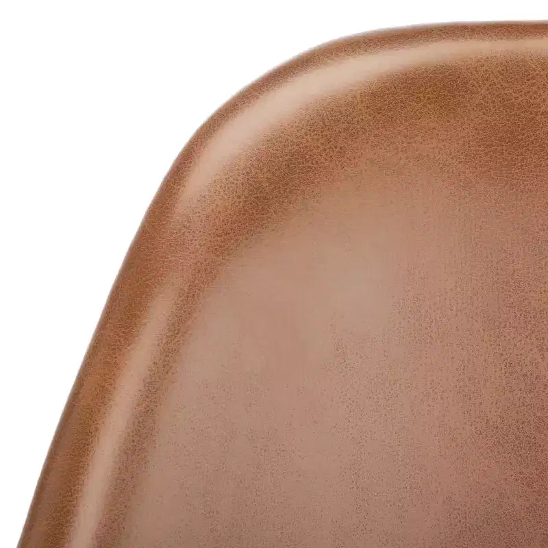 chaises de salle à manger de style médiéval