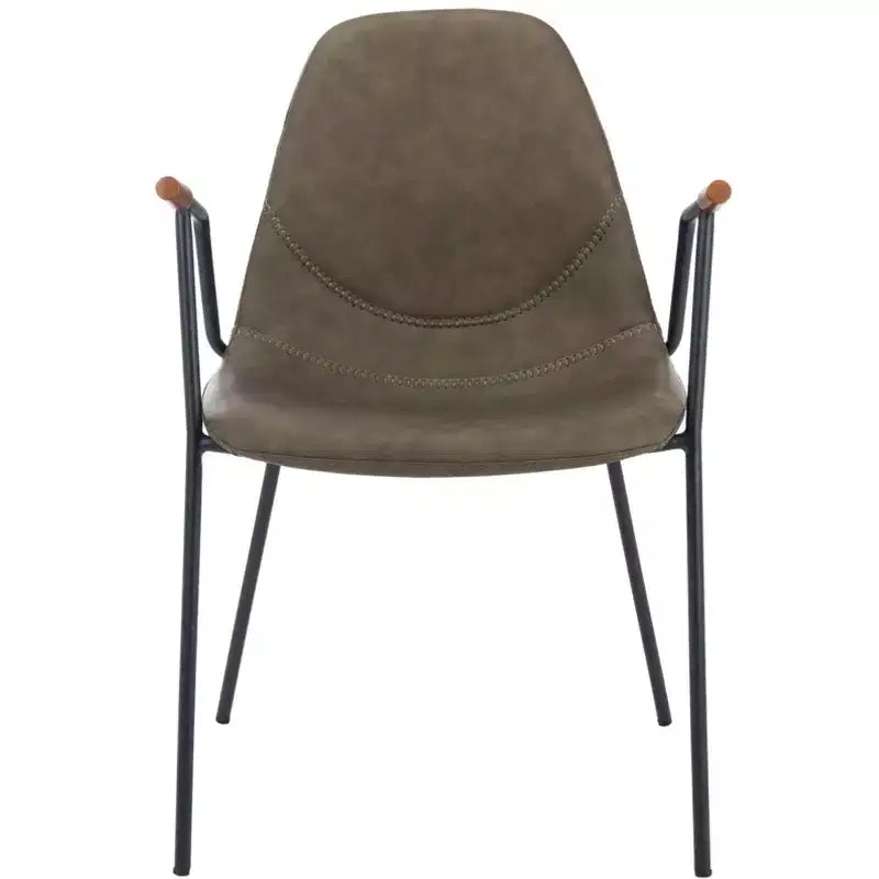 chaises de salle à manger de style médiéval