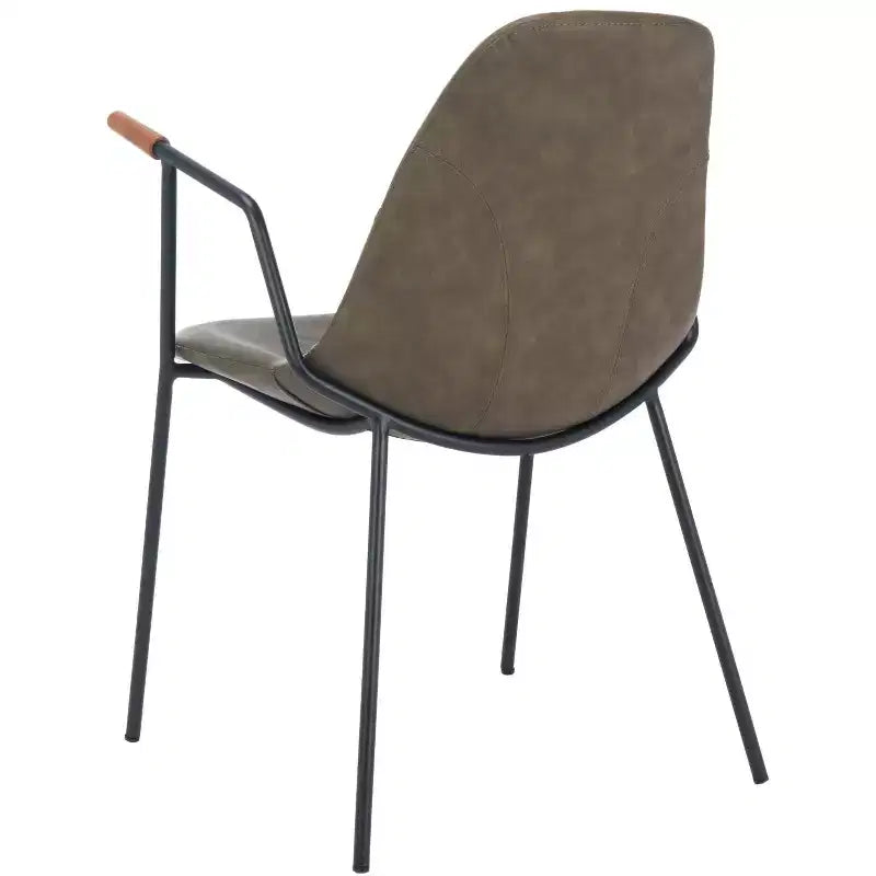 chaises de salle à manger de style médiéval