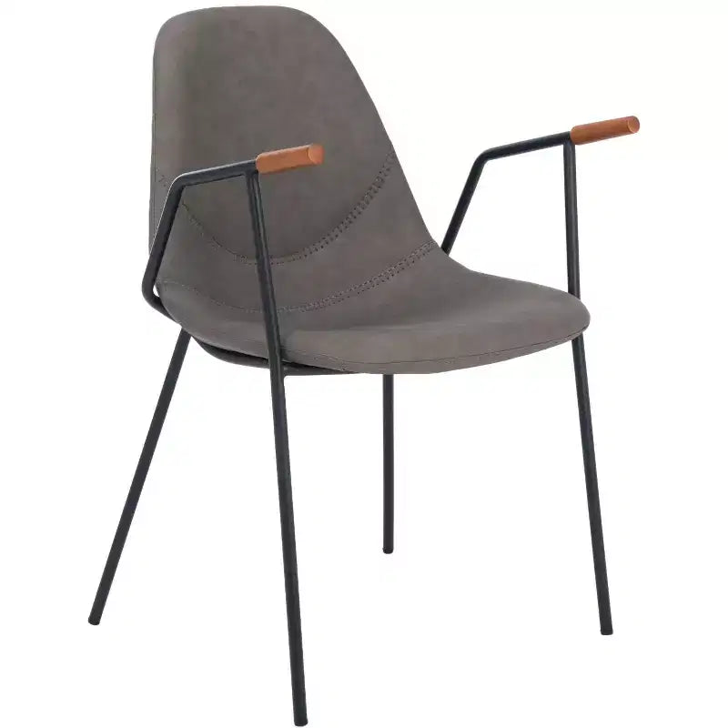chaises de salle à manger de style médiéval