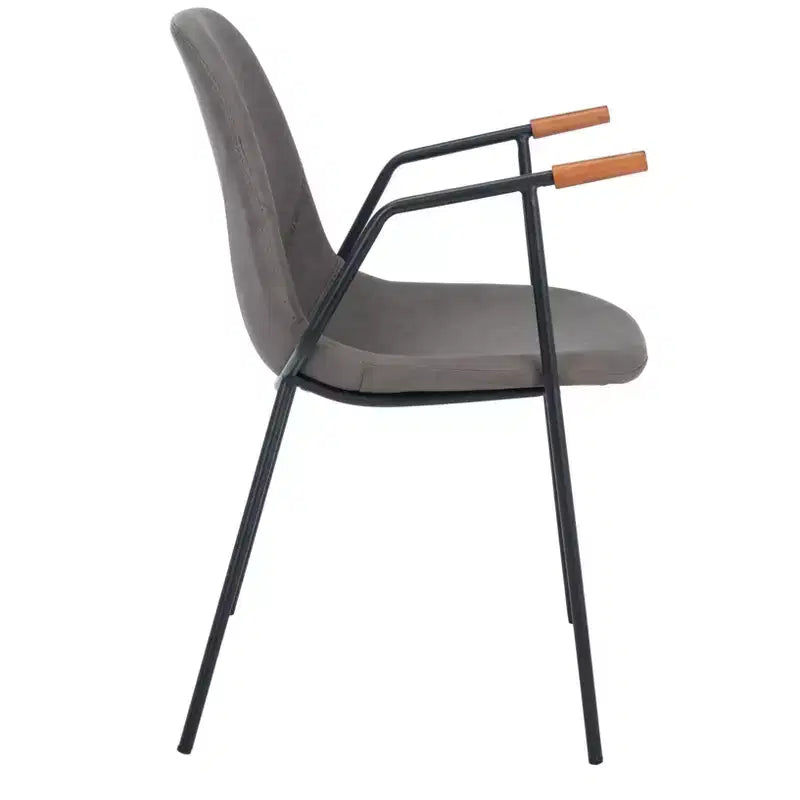 chaises de salle à manger de style médiéval