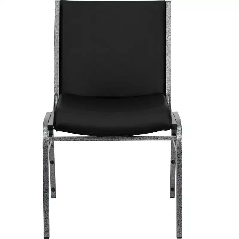 Chaises empilables robustes