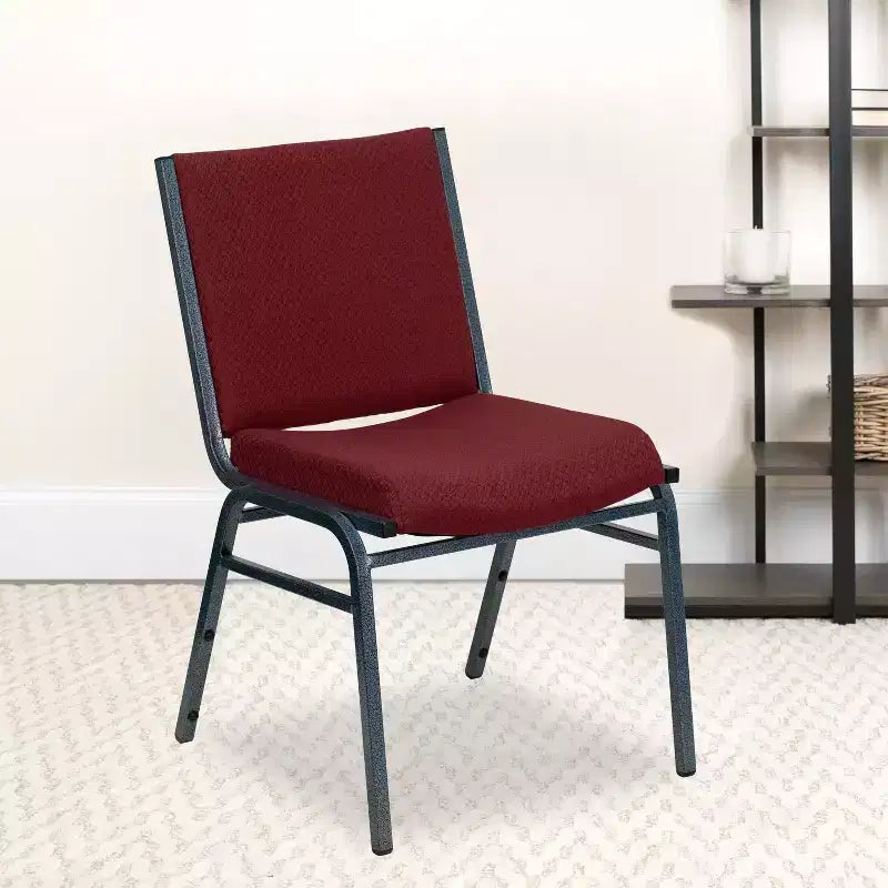 Chaises empilables robustes