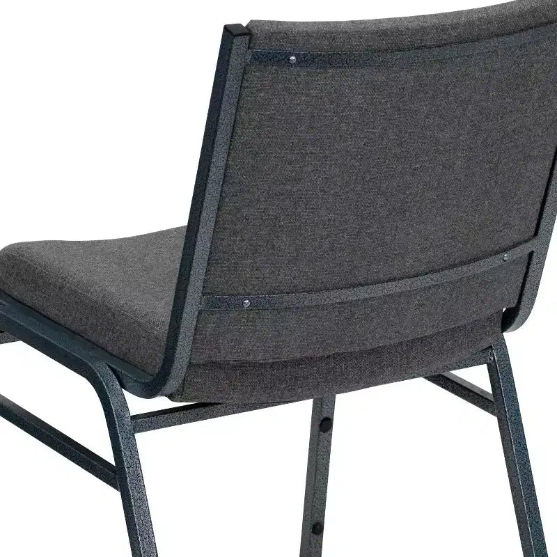 Chaises empilables robustes