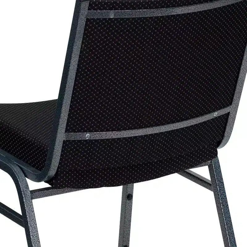 Chaises empilables robustes