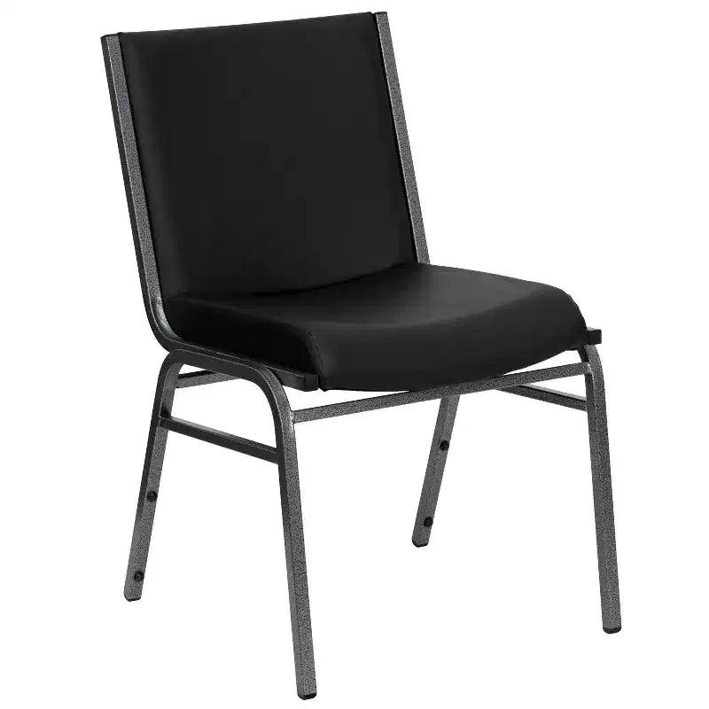 Chaises empilables robustes
