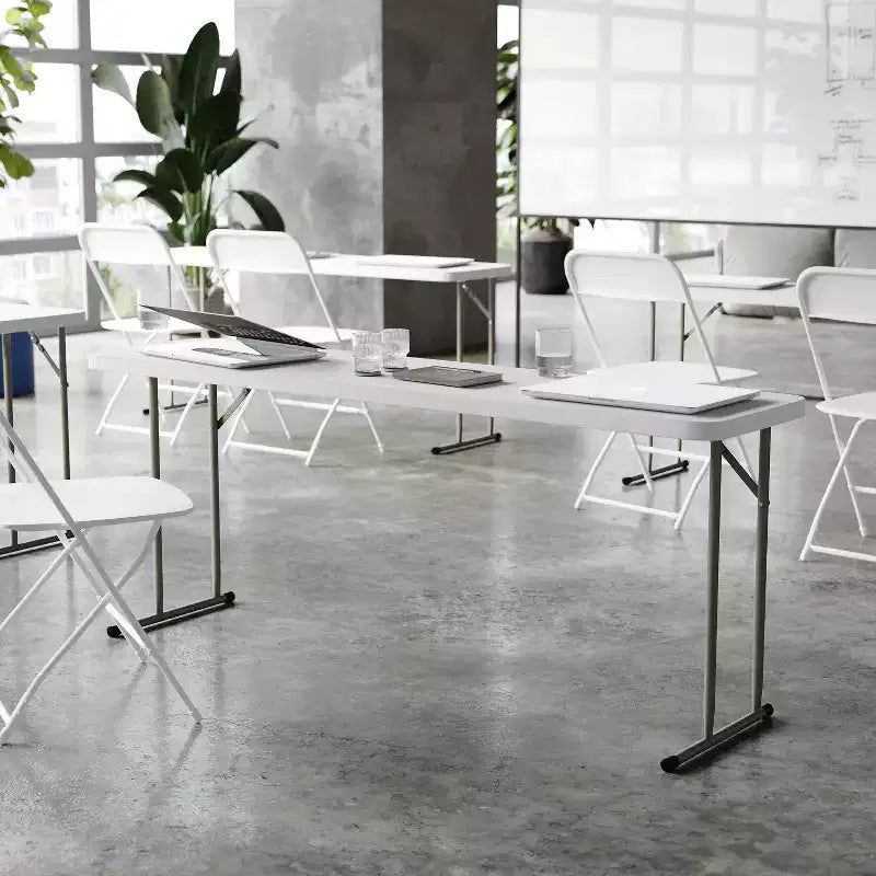 Table de formation pliante en plastique