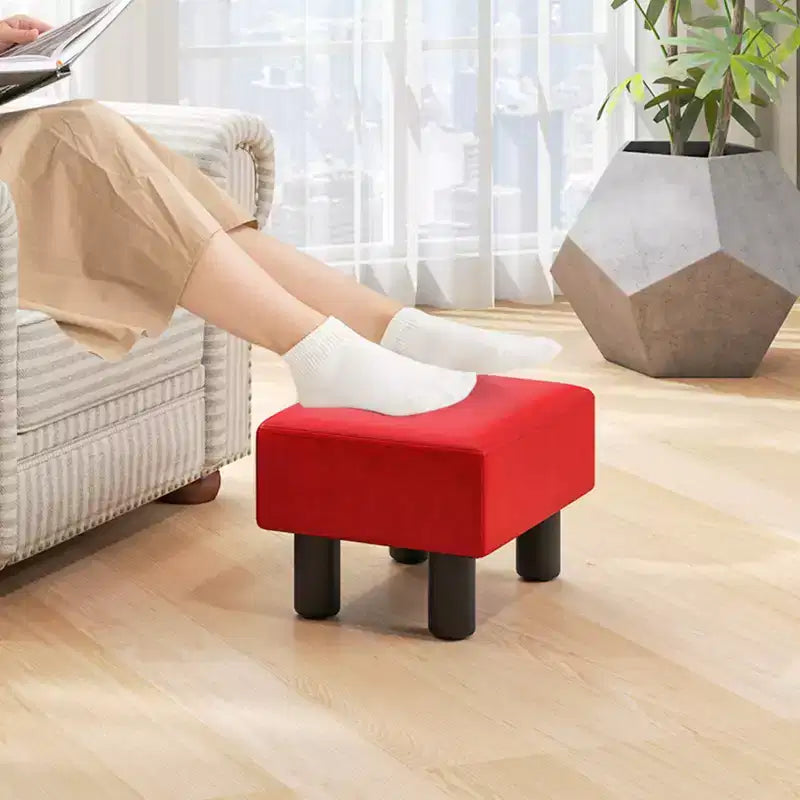 Repose-pieds moderne avec fonction de rangement