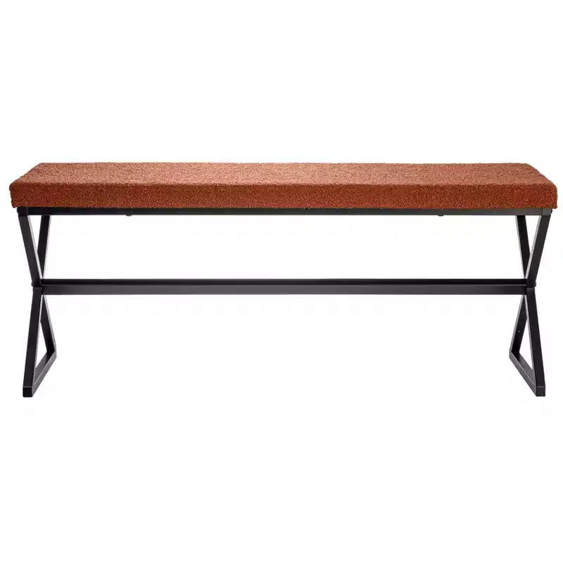 Banc en métal avec coussins en bouclette